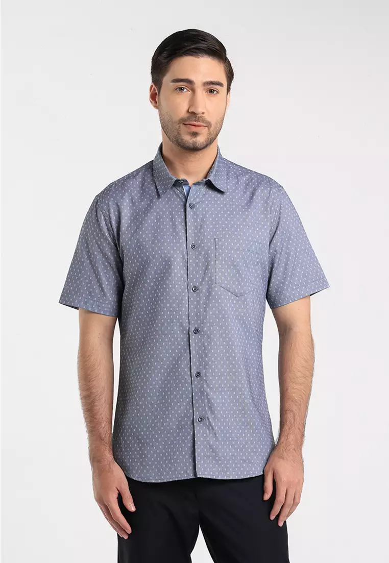 MOC - Kemeja Motif Lengan Pendek Pria Forter - Navy