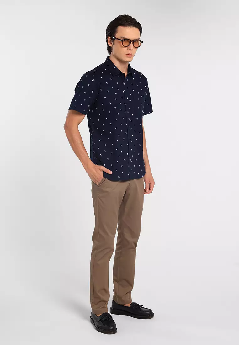 MANZONE - Kemeja Katun Oxford Lengan Pendek Pria Zeku 04 Modern Fit - Navy Warna Navy