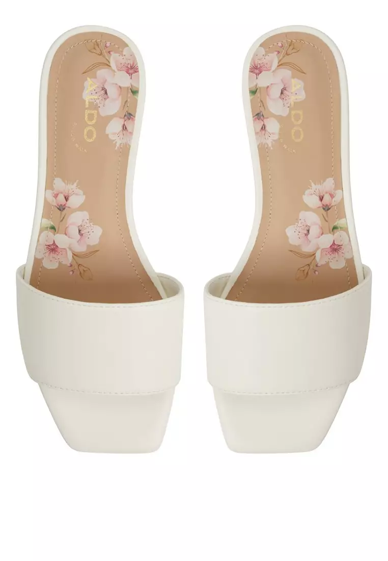 Agnis Slip On Sandals