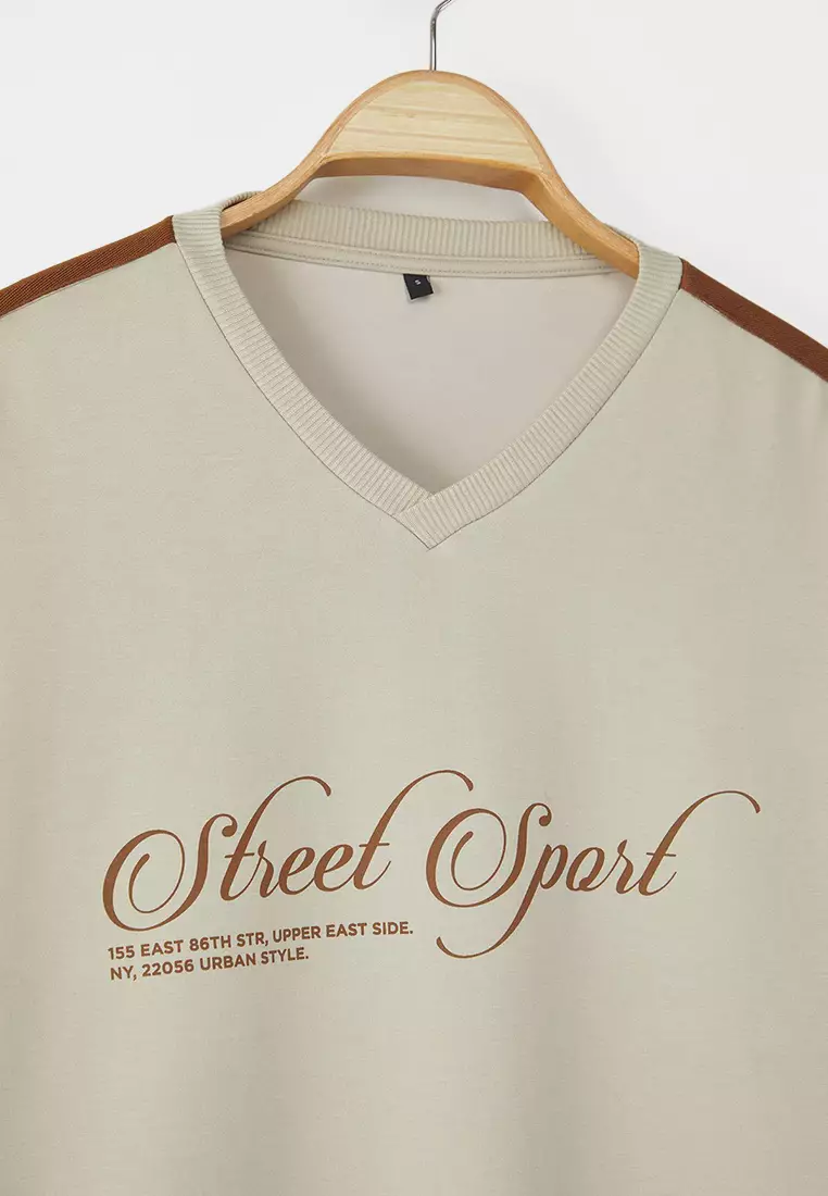 Tas More Sustainable Oversize/Wide Cut V Neck Text Printed Non-raised Sweatshirt TMNAW25SW00208