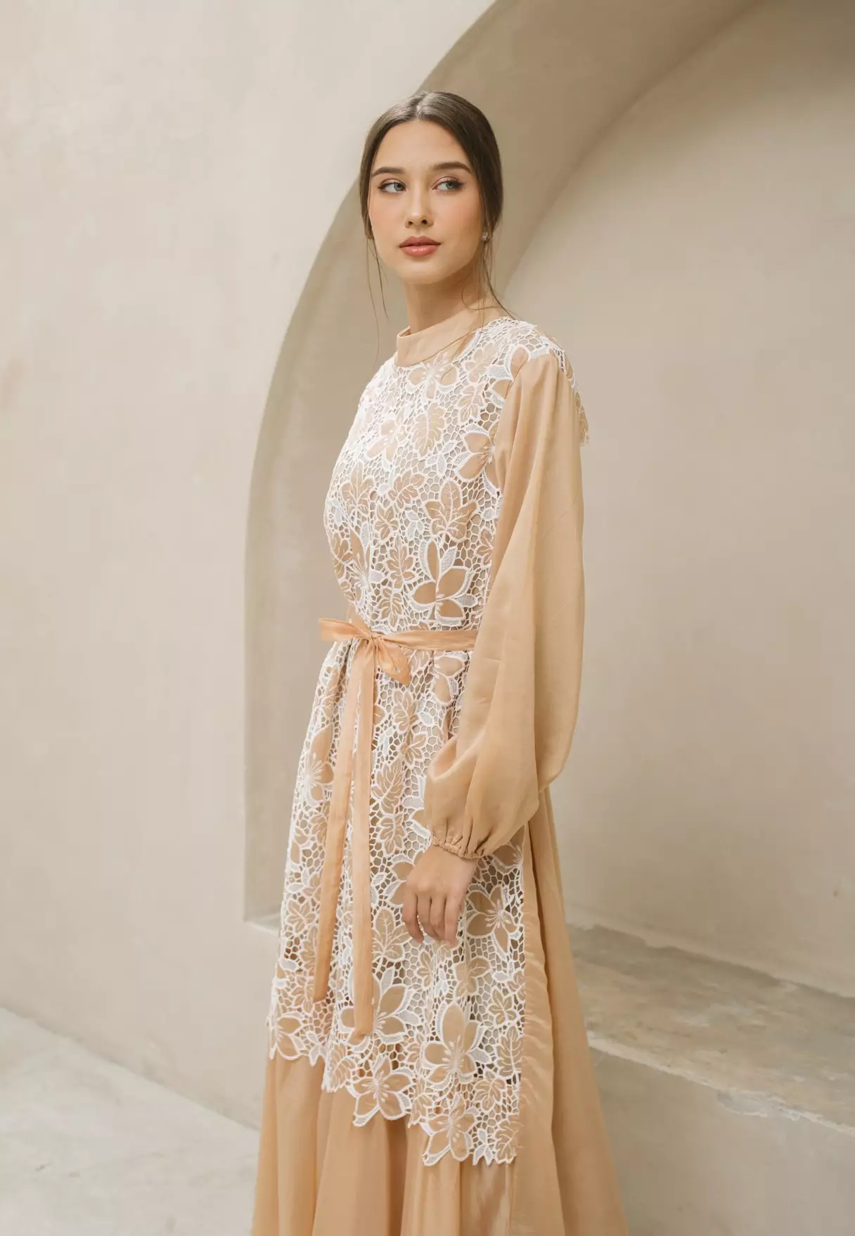 Caroline Dress - Peach