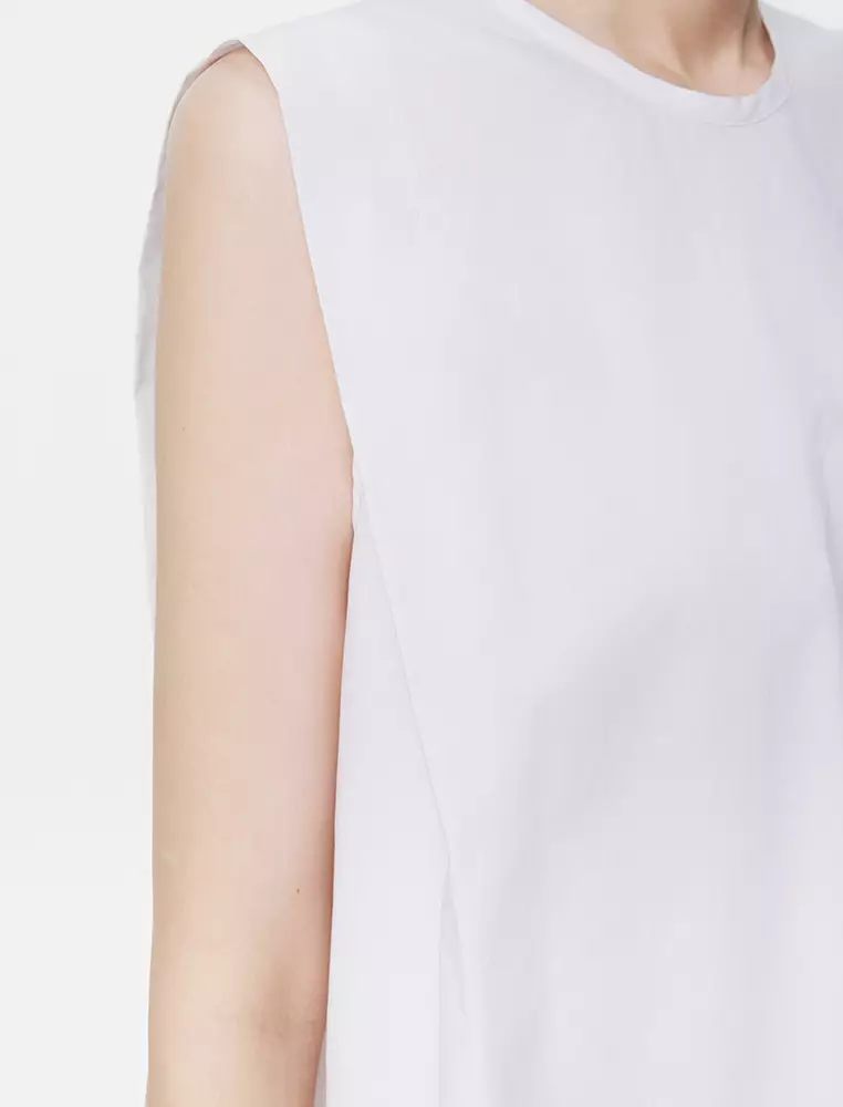 Loose Fit Round Neck Sleeveless Top