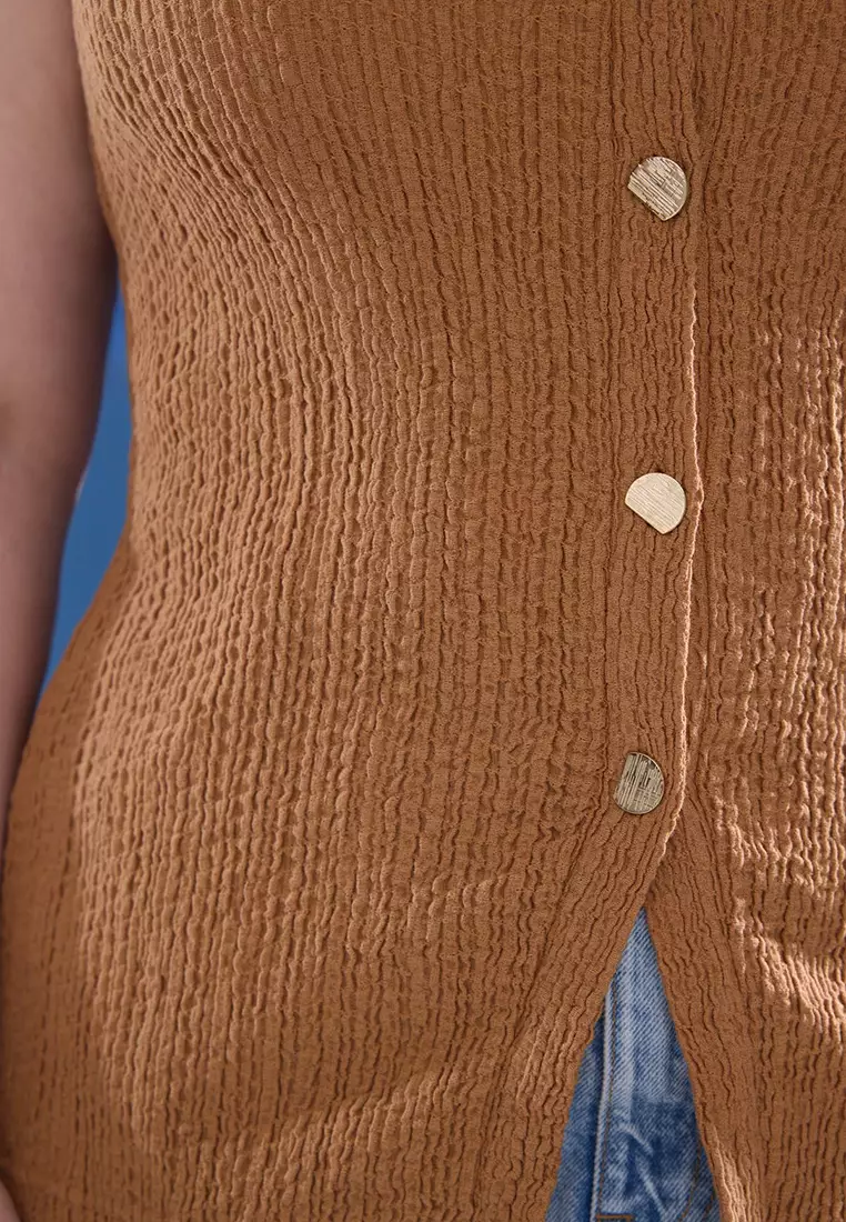 Cinnamon Polo Neck Textured Knitted Plus Size Blouse