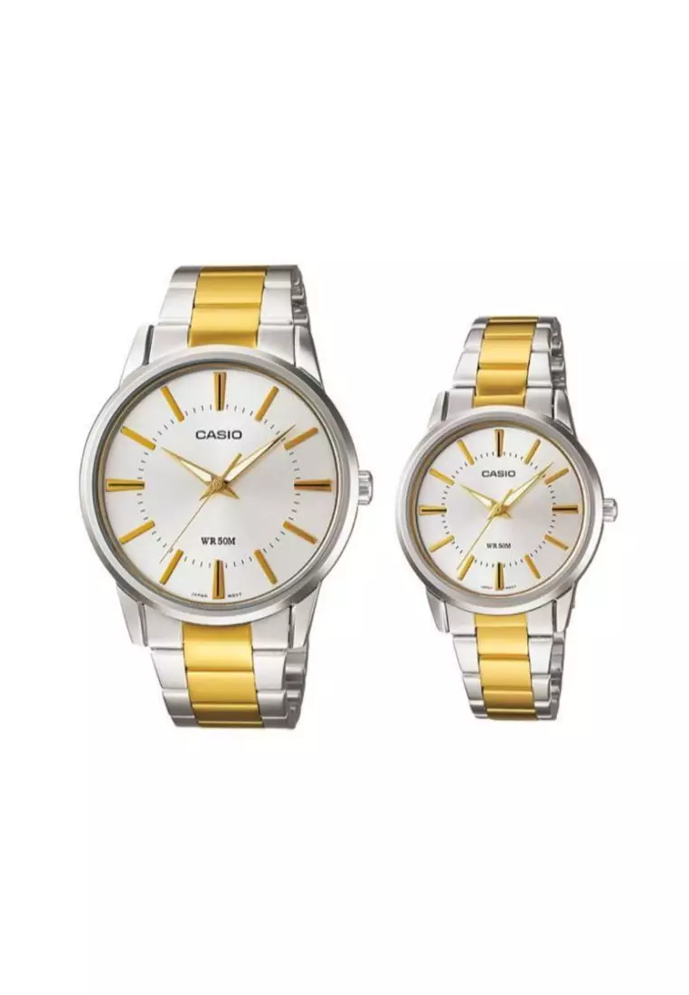 Zalora store couple watch