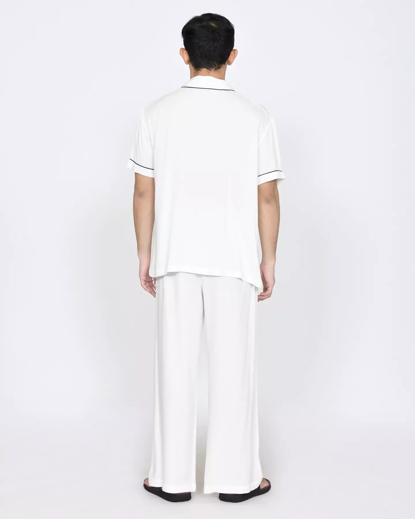 Setelan Baju Tidur Pendek Piyama Pria Plain [PUTIH] One Set Sleepwear Pajamas Material Katun Size M-XXL