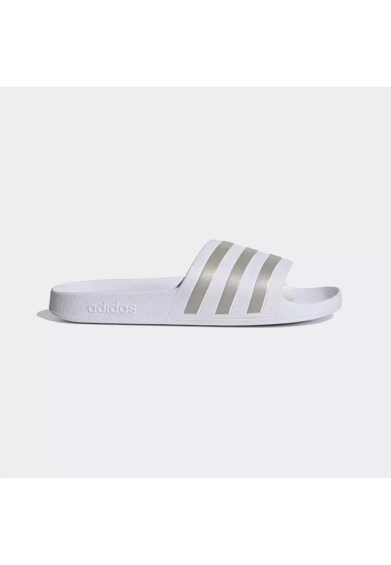 Adilette Aqua Slides