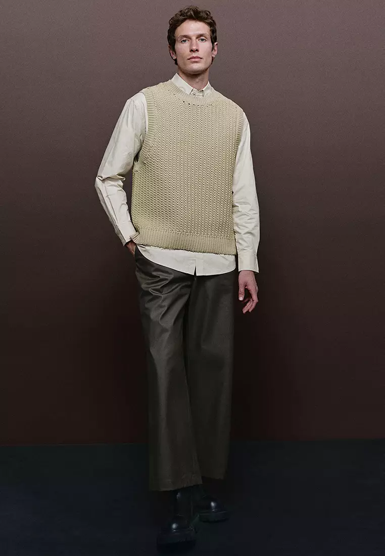Crew Neck Knitted Vest