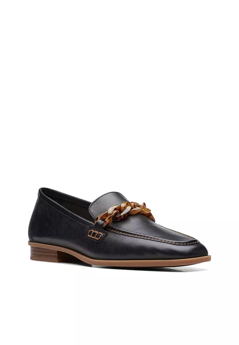 Discount on Clarks  shoes - SKU: Sarafyna Iris Loafer Black