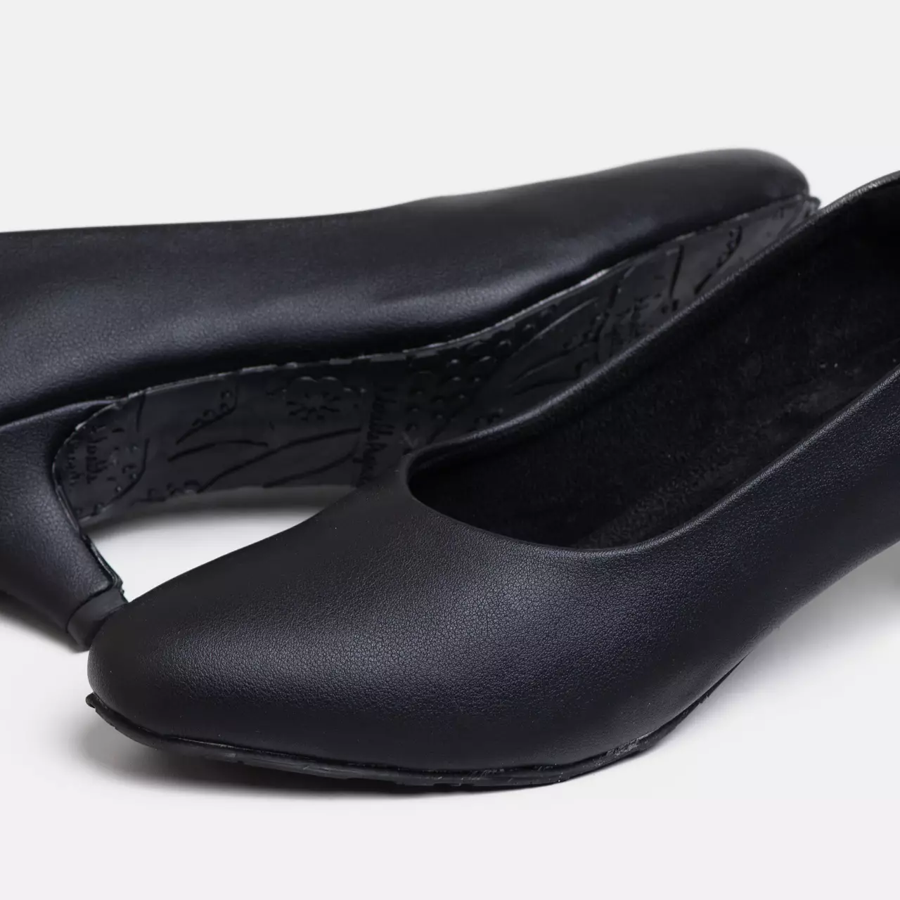 Jenewa Heels Black