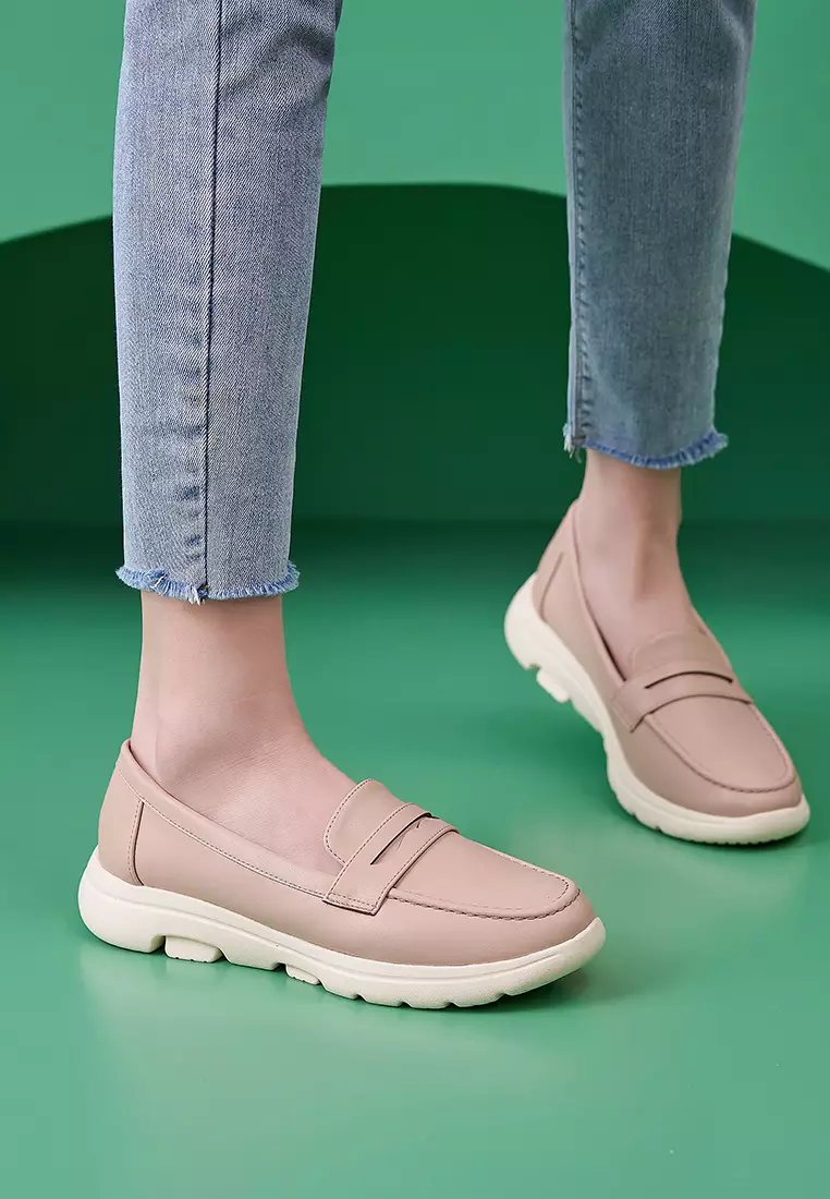 Penny Synthetic Leather Slip-Ons ALM888-1