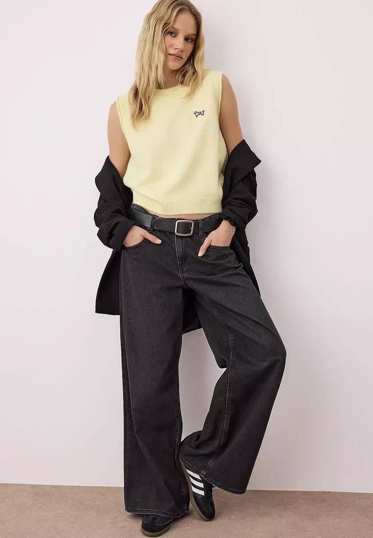 Dog Embroidery Detailed Soft Texture Knit Sweater