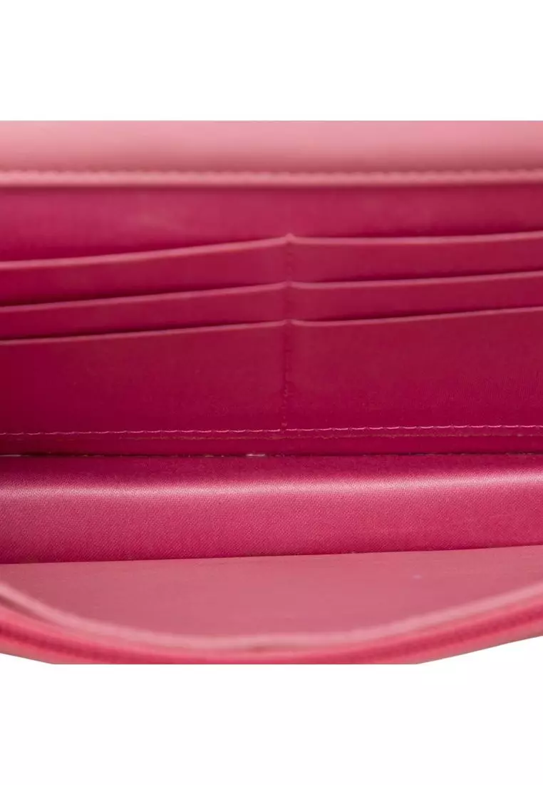 Pre-Loved Chanel Cc Embossed Lambskin Camellia Wallet On Chain