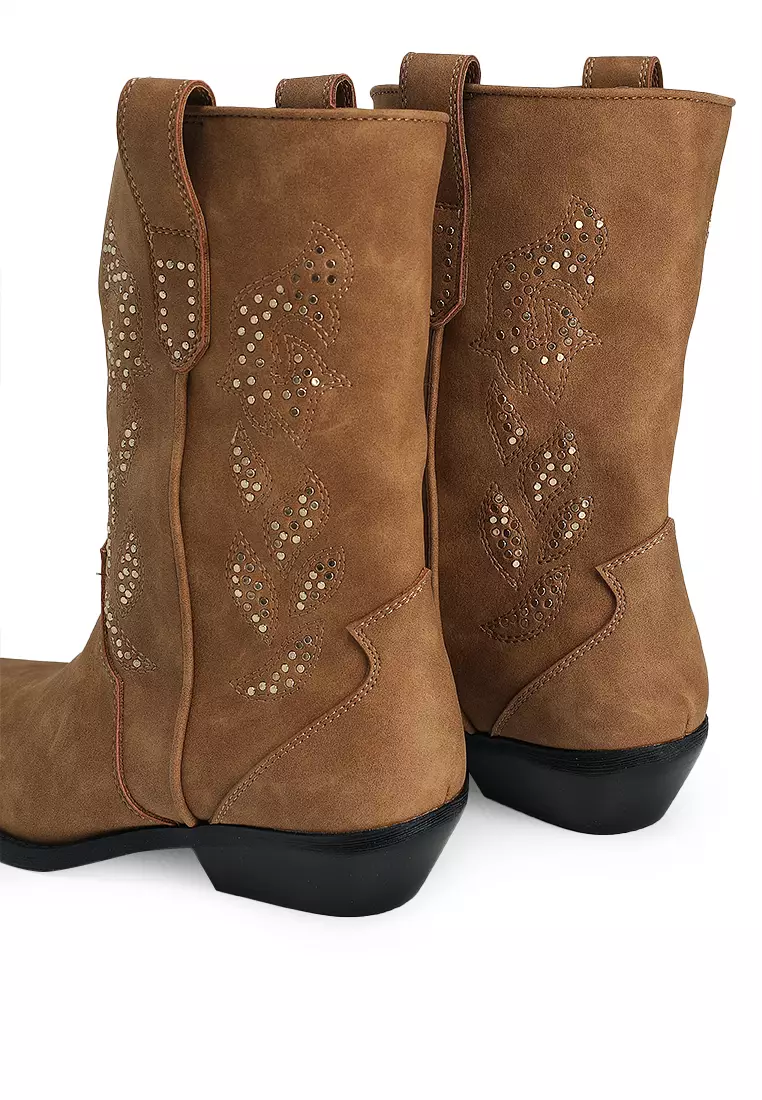 Sareena Boots