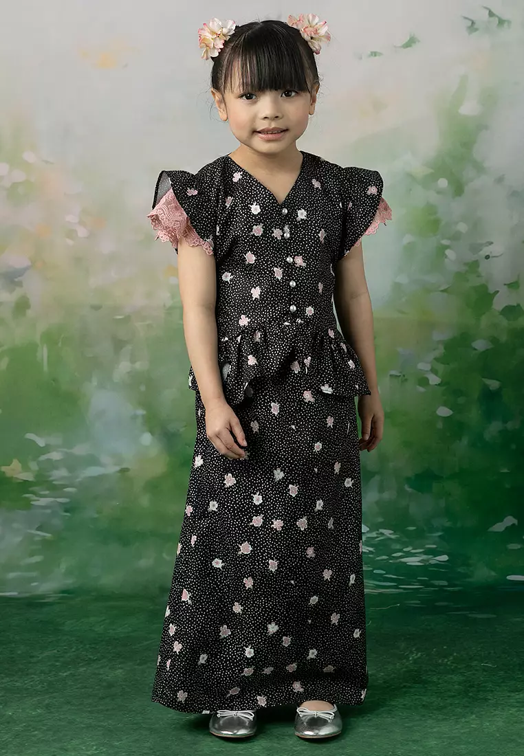 Hasna Top with Skirt Set