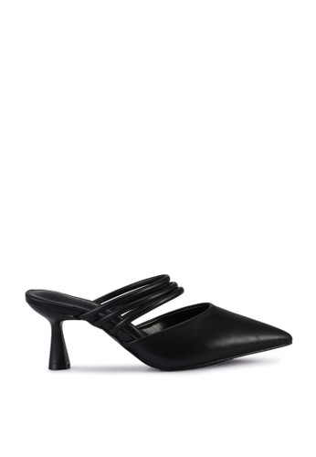 heels with pointed toe