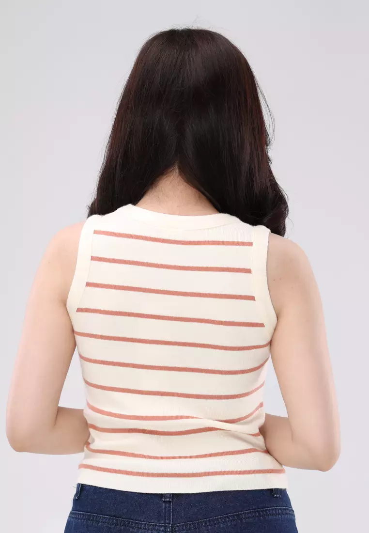 Knitted Sleeveless Blouse