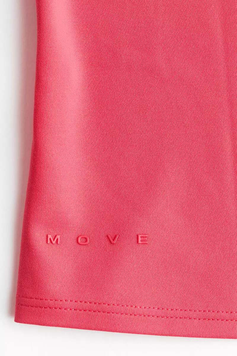 Sports top with DryMove™