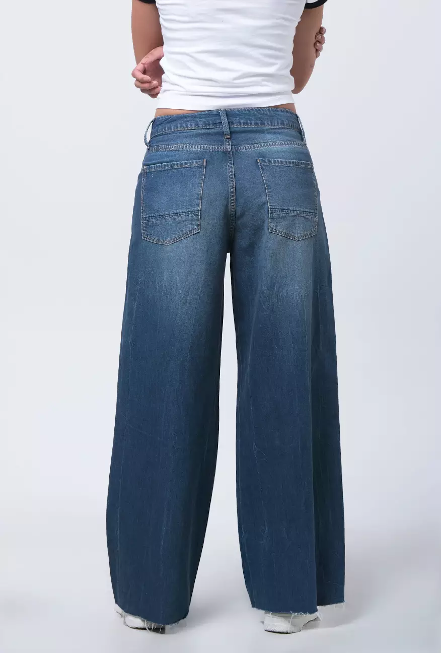 Celana Jeans Loose Fit Camilla Medium Blue Exclusive Online