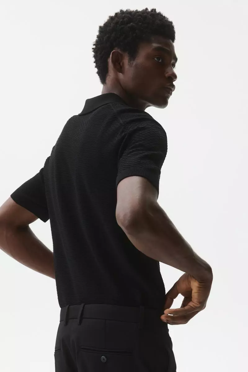 Slim Fit Textured polo shirt