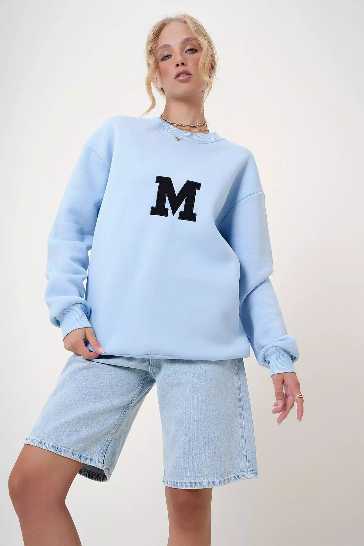 Embroidery Detail Sweatshirt