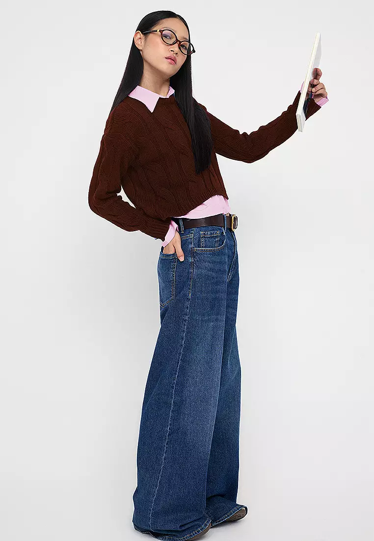 Garnish Detail Crop Knit Sweater