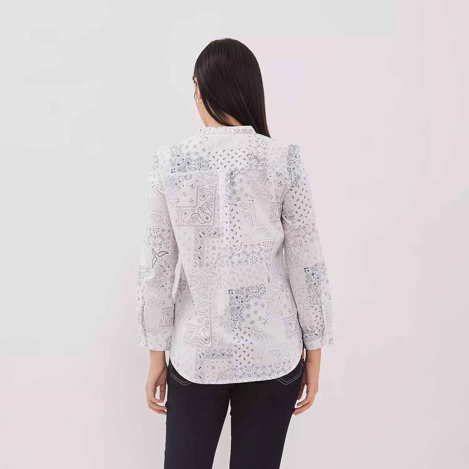 DUST Blouse Abstrak Kamaya Putih Comfease (D.116474)