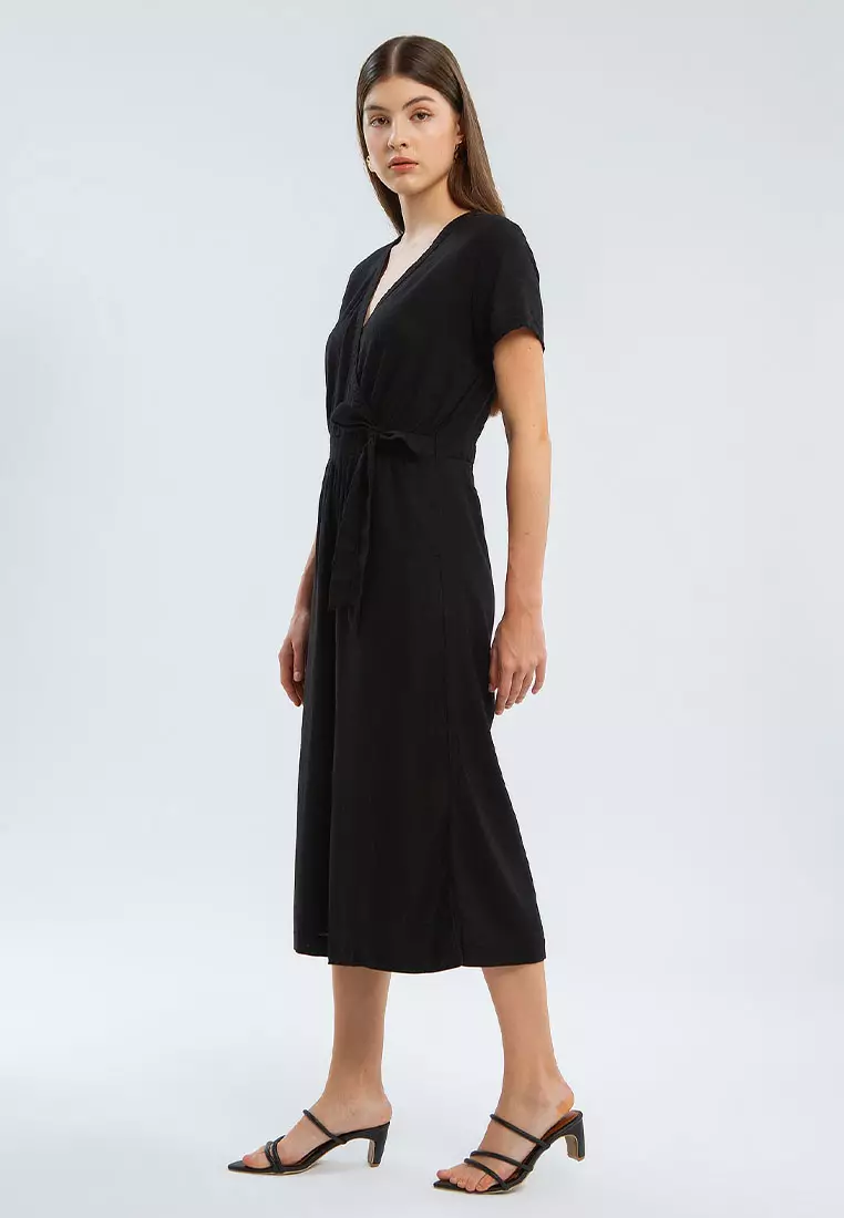 Minimal Akashya Jumpsuit Jet Black Size S - Warna JET BLACK
