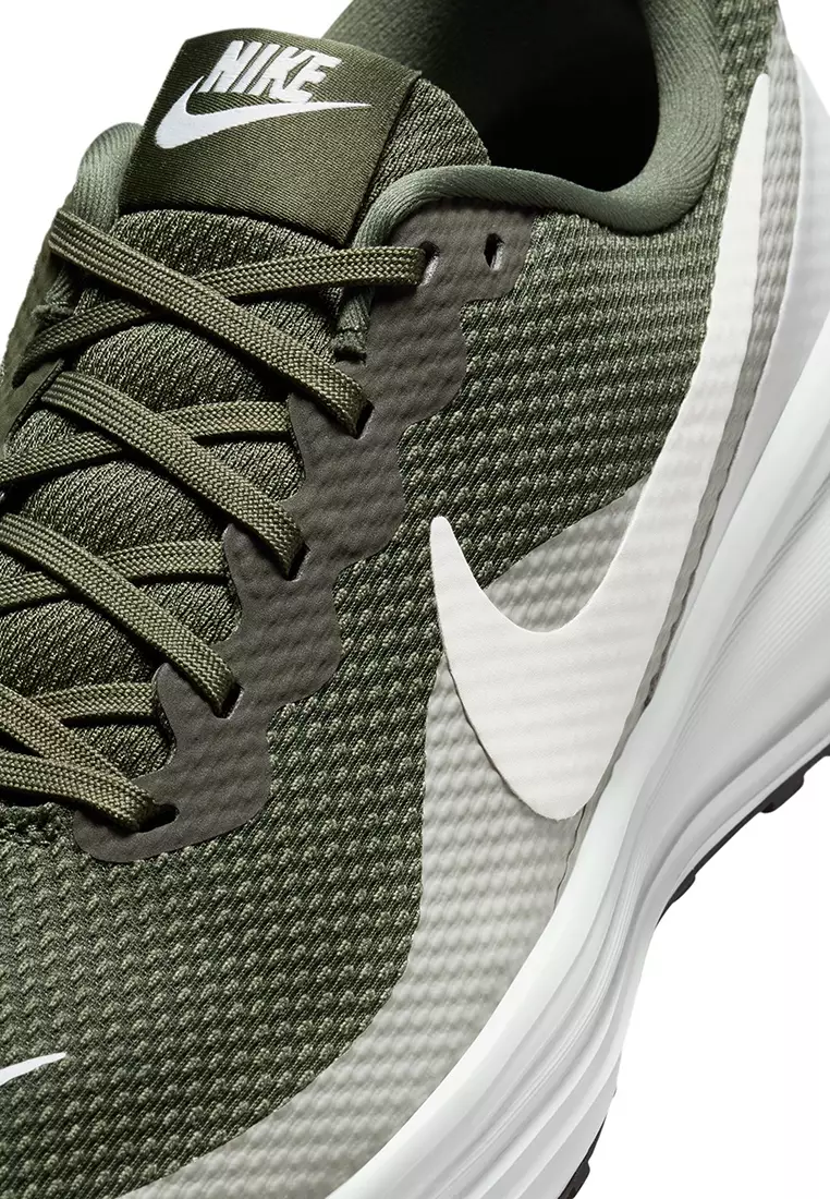 Revolution 8 Road Running Shoes