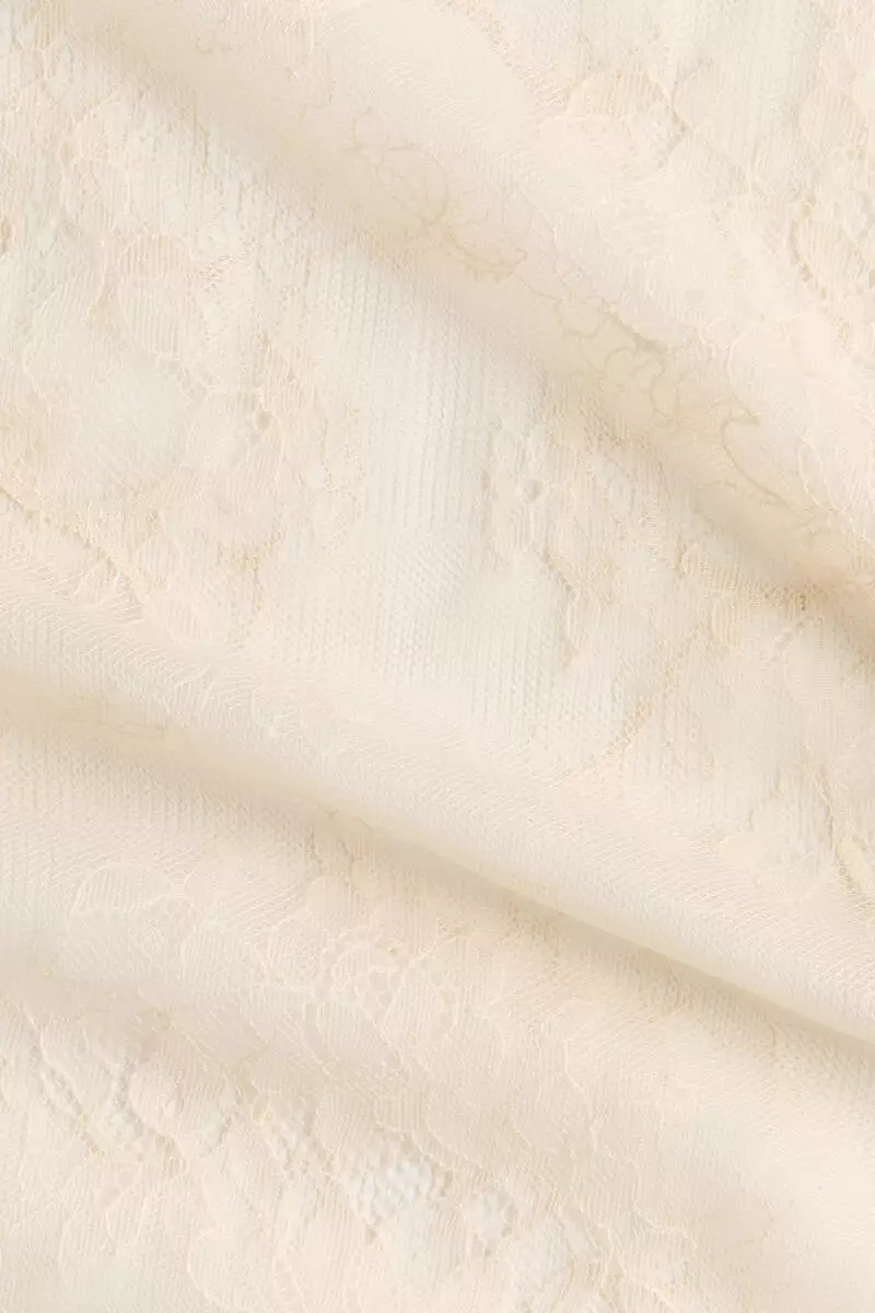 Lace hip scarf