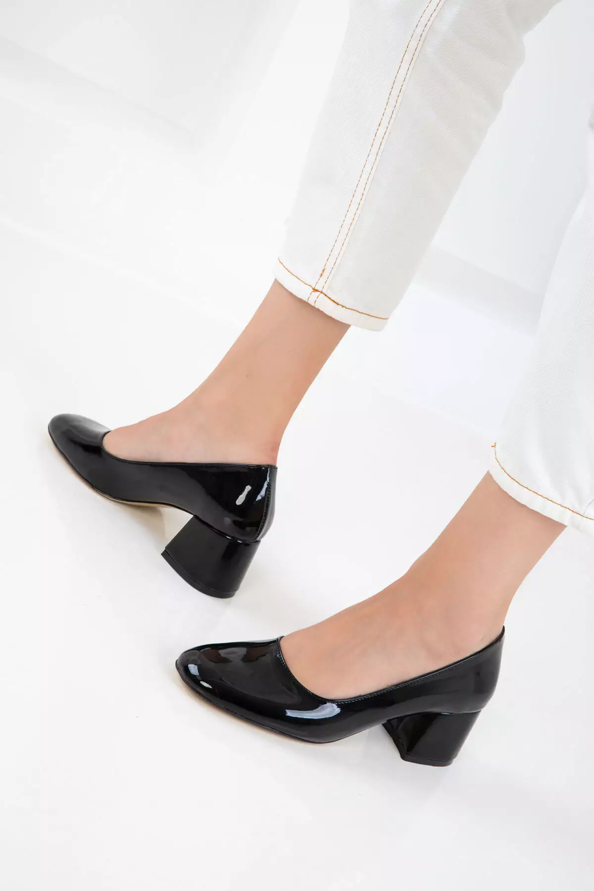 Black Patent Leather Women'S Classic Heeled Shoes 20808