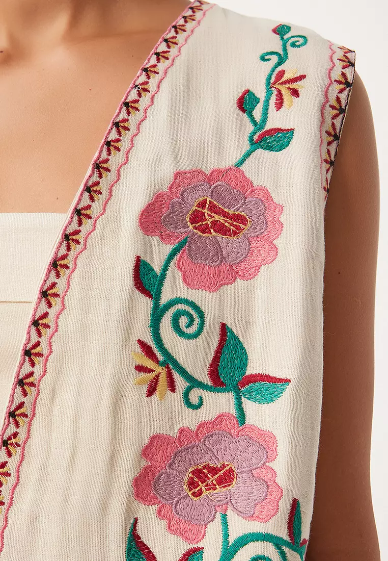 Floral Embroidery Vest