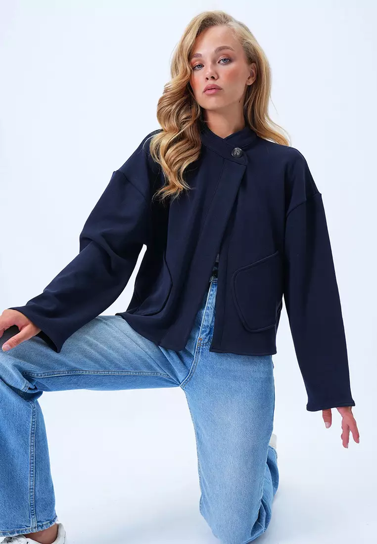 Buttoned Collar Poncho Jacket