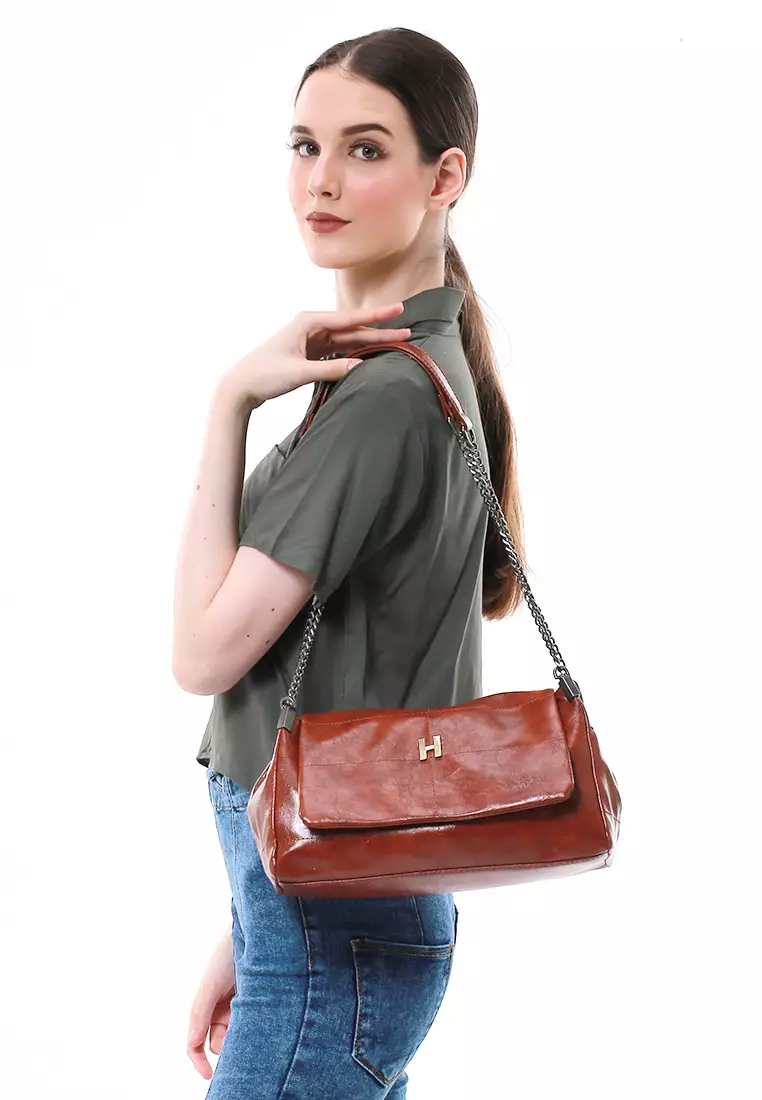 Eilaria Tas Kerja Wanita Shoulder Bag Tali Rantai Large Compartment Material Leather ORIGINAL - Brown