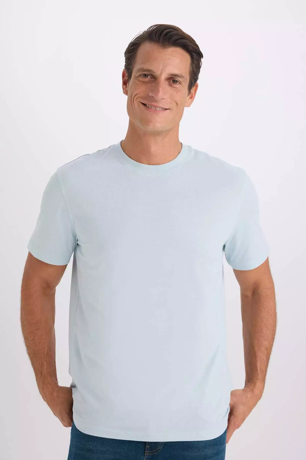 100% Cotton New Regular Fit Crew Neck Basic Plain Short Sleeve T-Shirt V7699Az24Sp