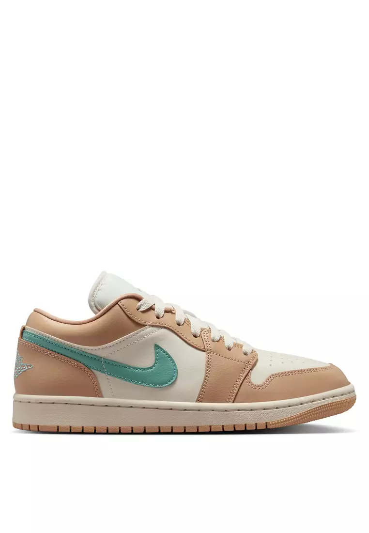 Air Jordan 1 Low Shoes