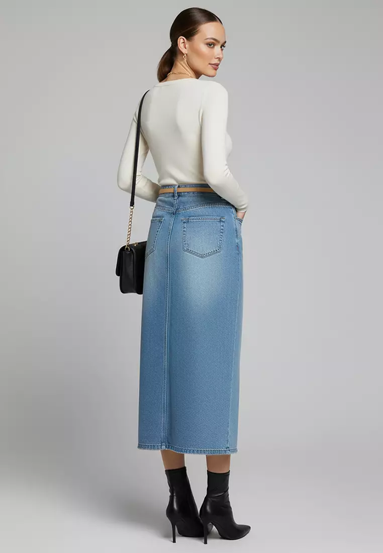 Cutesy Wash Daring Denim Skirt In Mid Blue