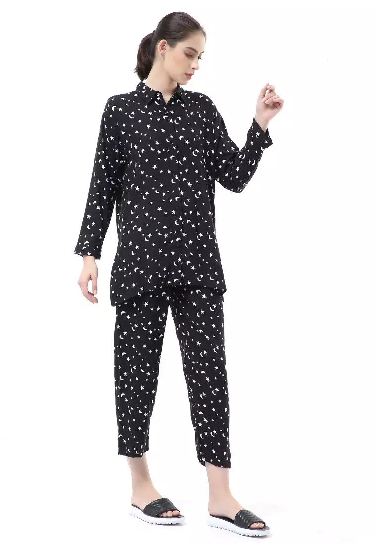 Nayra One Set Setelan Kemeja Wanita Lengan Panjang Motif Bintang Full Kancing Material Rayon ORIGINAL - Black