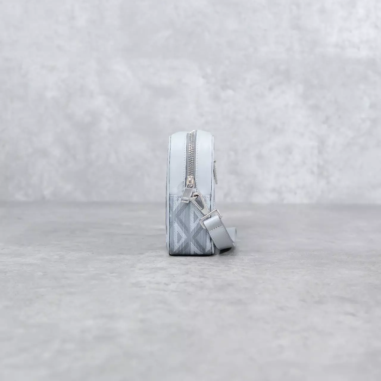 Tas CHRISTIAN DIOR DIAMOND PATTERN GREY KASAI POUCHETTE CLUTCH WITH HANDLE 100% ORIGINAL