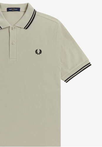Fred Perry Fred Perry M3600 Twin Tipped Fred Perry Shirt (Light Oyster ...