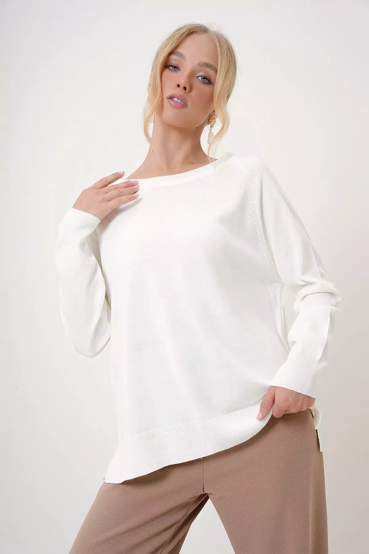 Boat Neck Blouse
