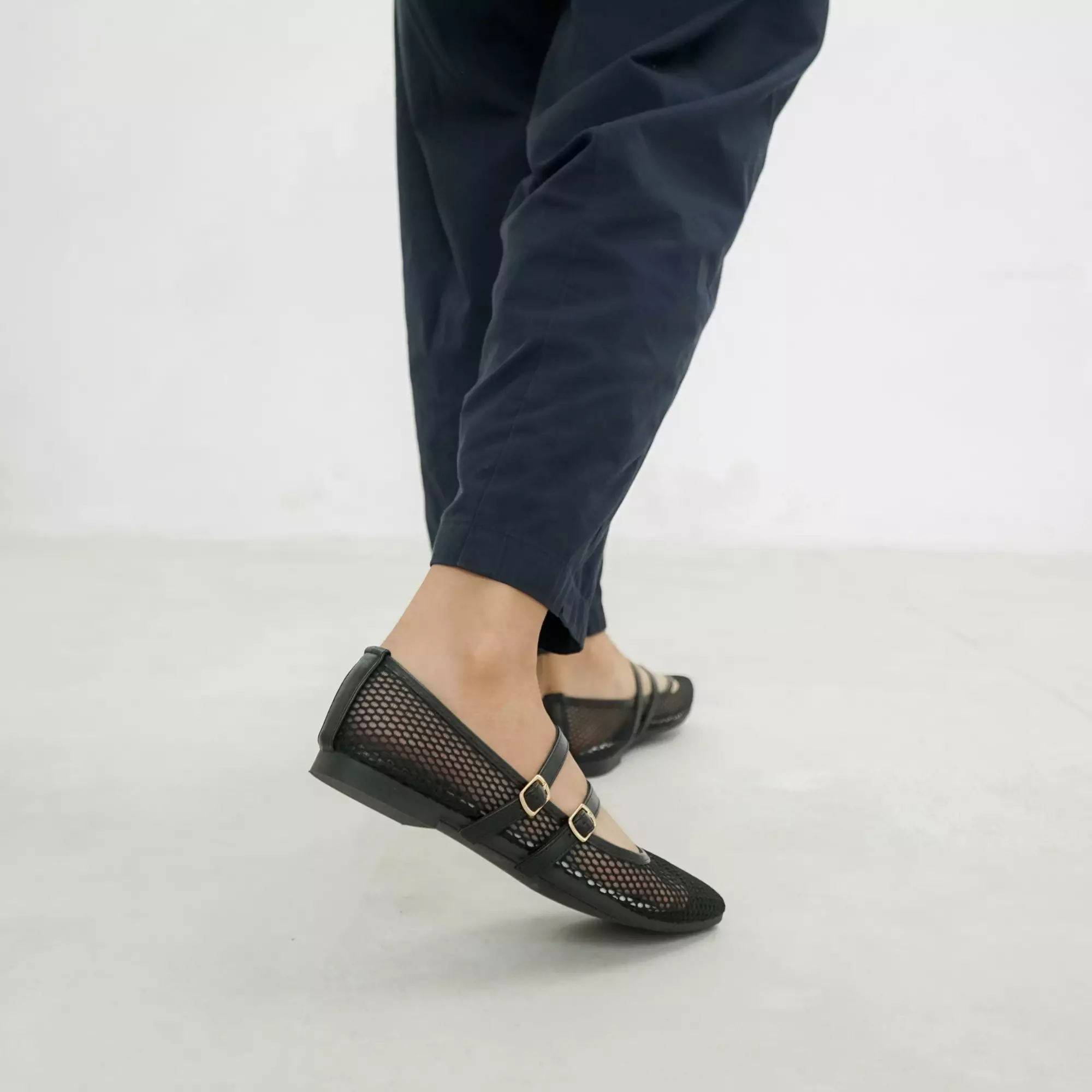 Blow Uma Mary Jane Flats Shoes Wanita MINNIK 0015