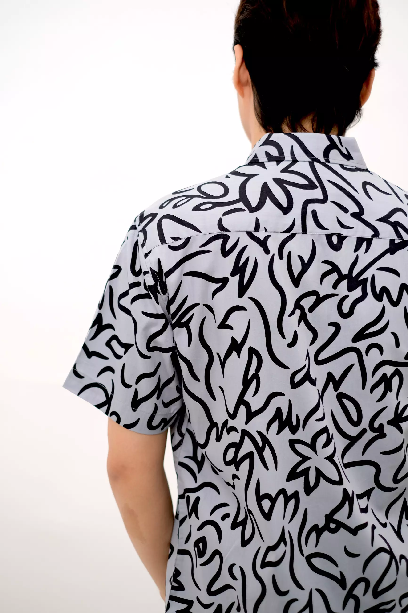 Andre Michel Kemeja Lengan Pendek Abu Motif Hitam 16760