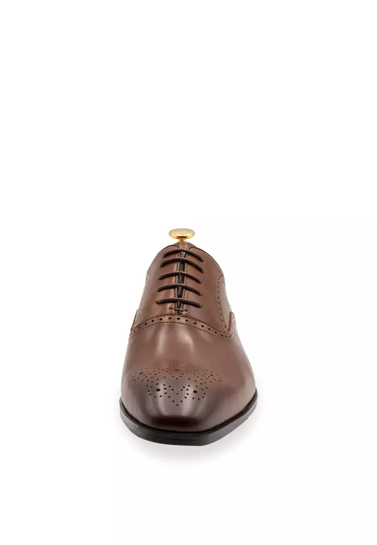 Mendoza Medallion Chestnut Oxford