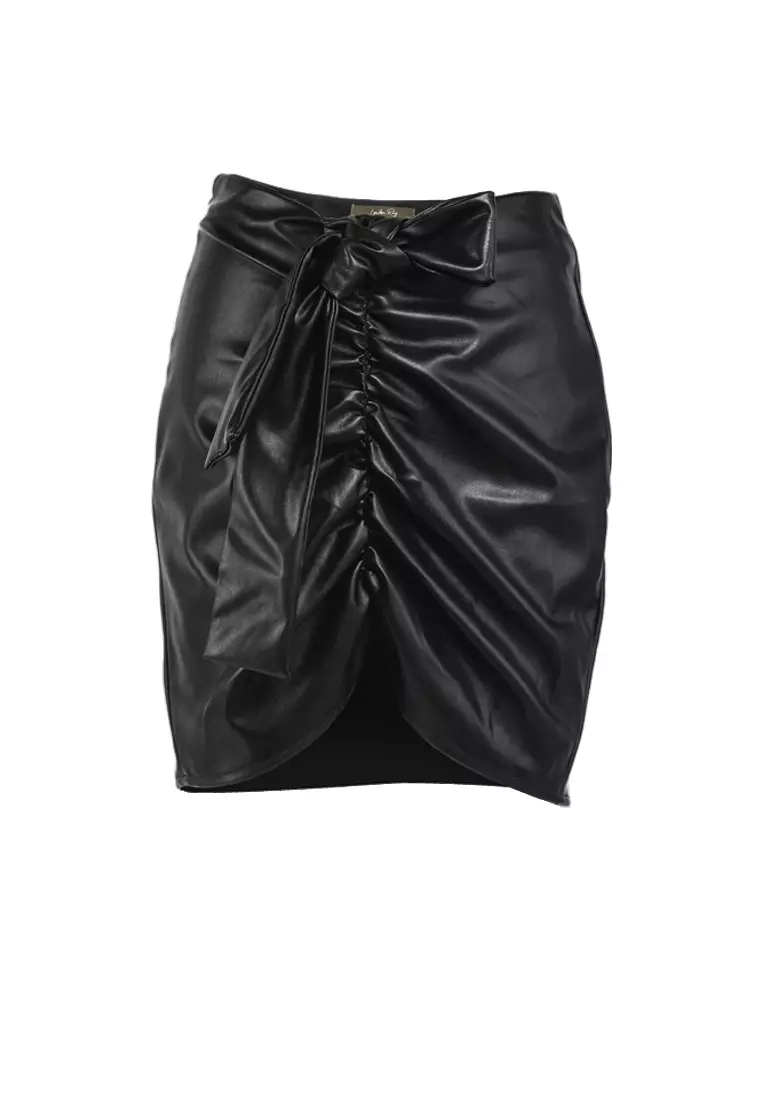 Rok Kulit Imitasi Ruched Hitam