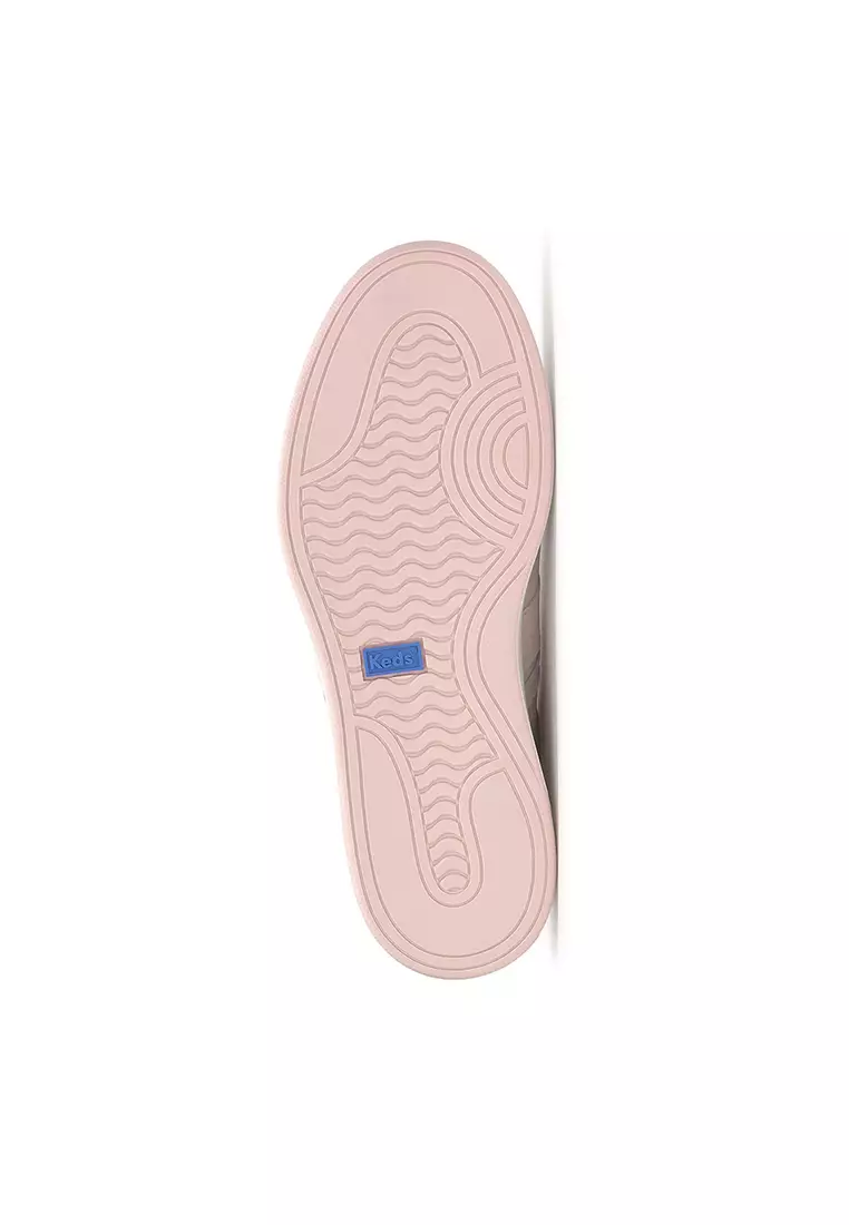 Women's The Court II Pearlized Leather Sneaker Pearlized Pink (WH68489)