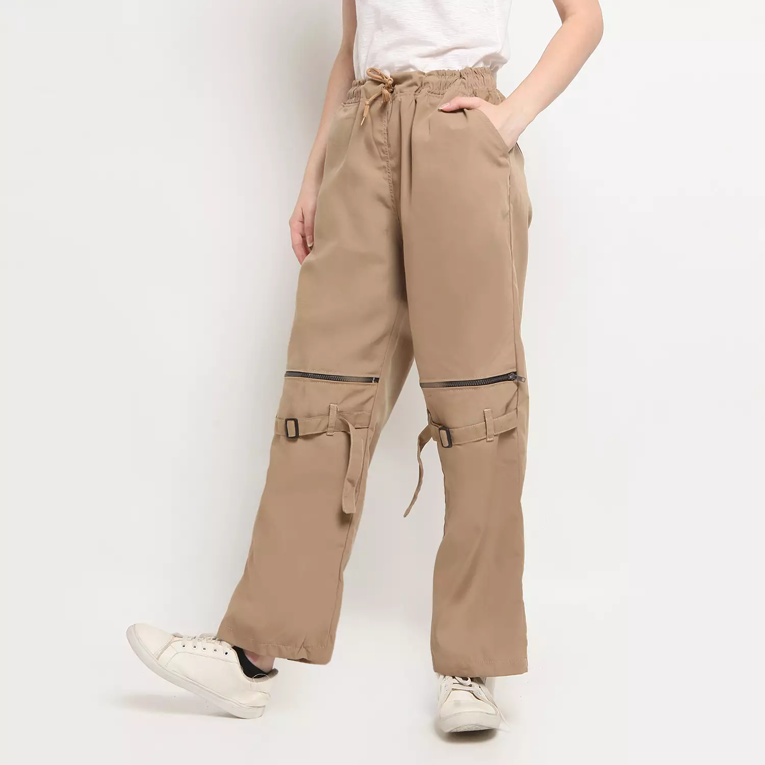 OKECHUKU Queen Celana Hypebeast Loose Fit Pants Streetwear Techwear Baggy Pants Wanita
