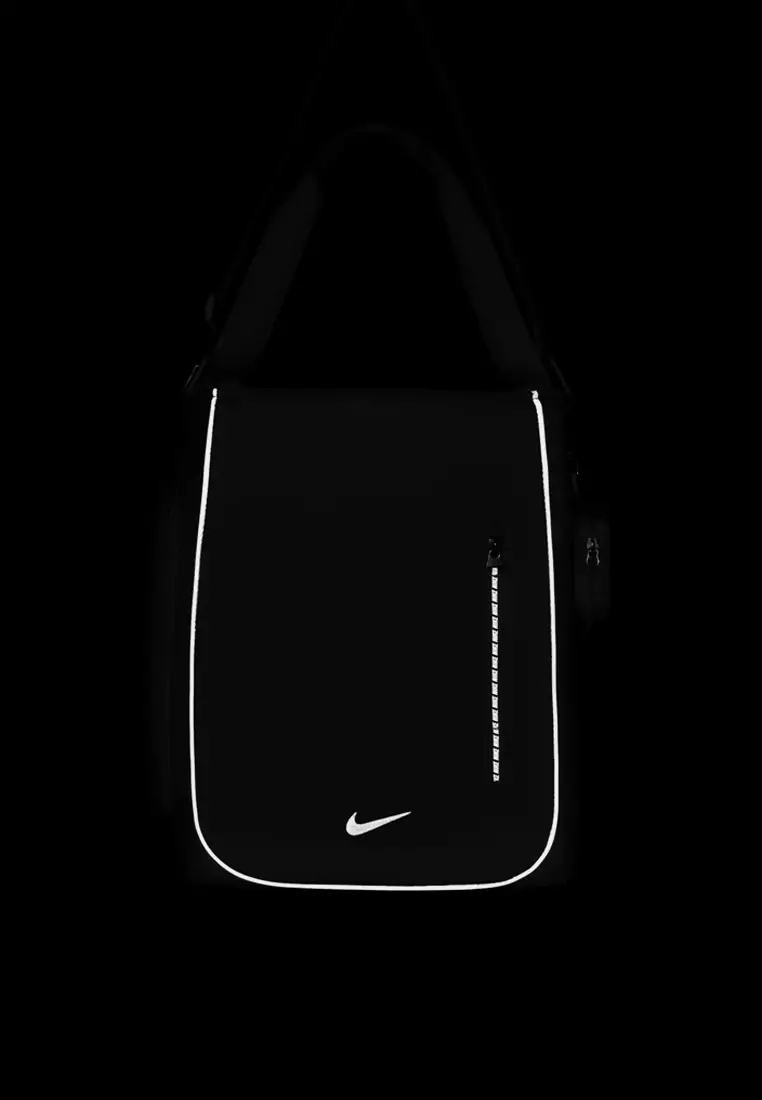Buy Nike Commute Unisex Tote Bag (20L) 2026 Online | ZALORA Philippines