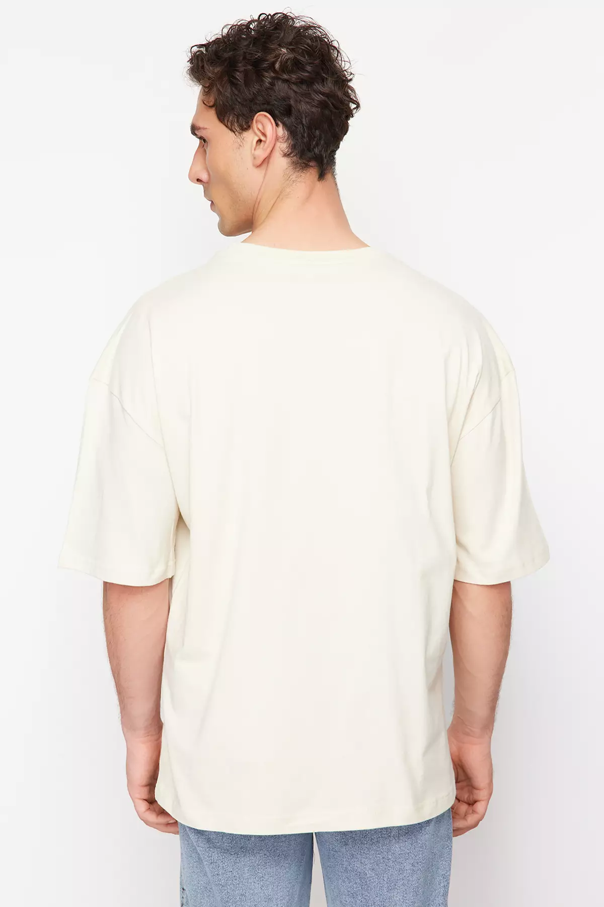 Crew Neck Embroidery T-Shirt