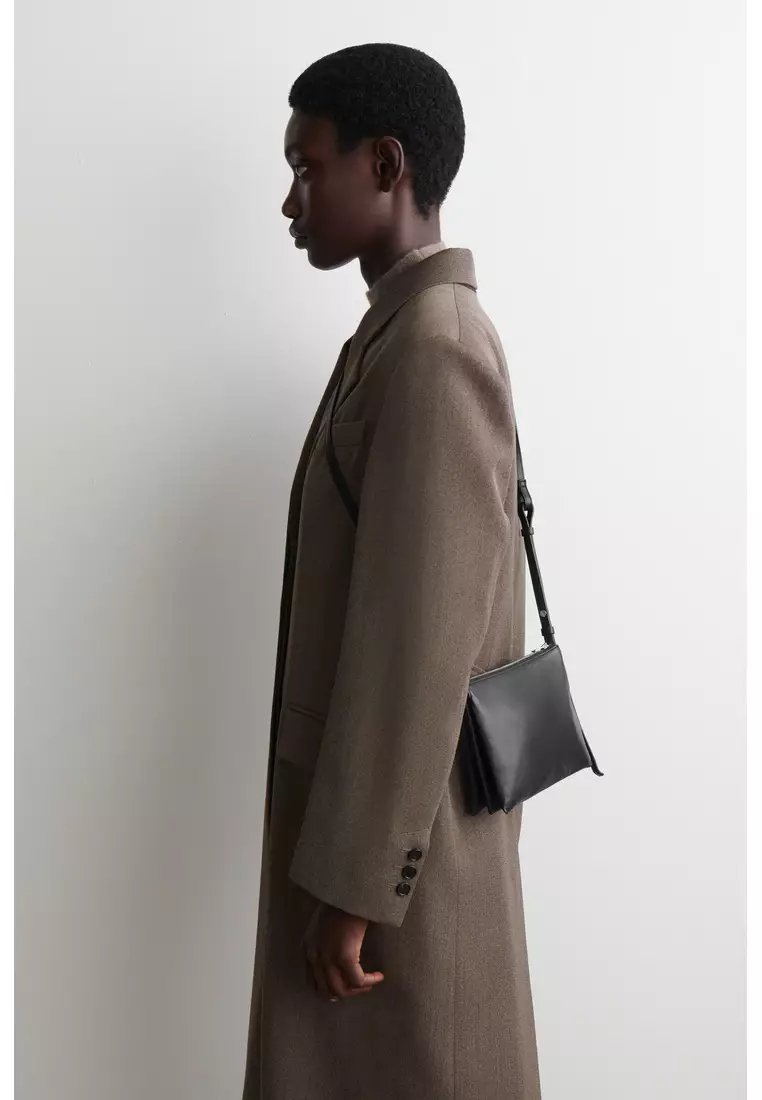 TROVE CROSSBODY BAG - LEATHER