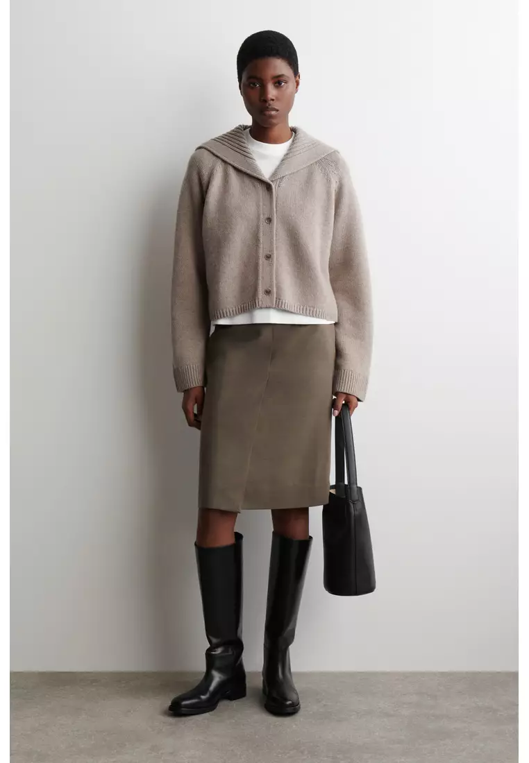 SAILOR-COLLAR WOOL CARDIGAN